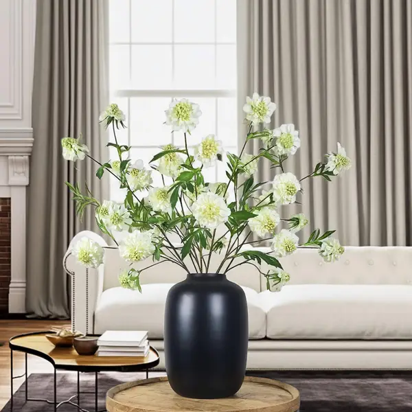 Zijden boeket met witte bloemen