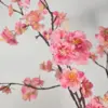 Zijden bloesemtak met roze-gele bloemen
